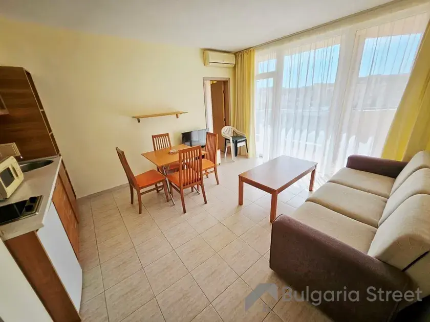 Pollo Resort | Salon, kuchnia