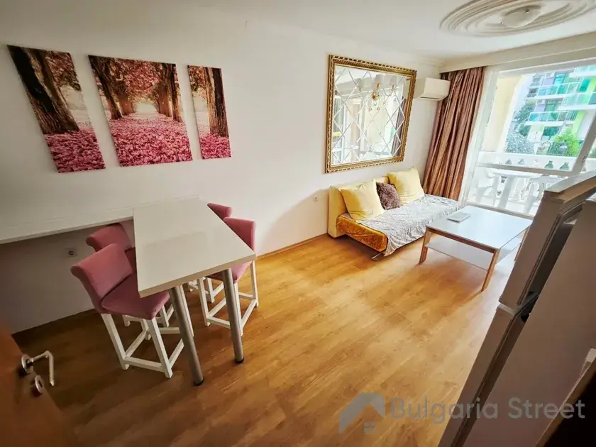 Sweet Homes 5 | Dwupokojowe mieszkanie: Salon, kuchnia