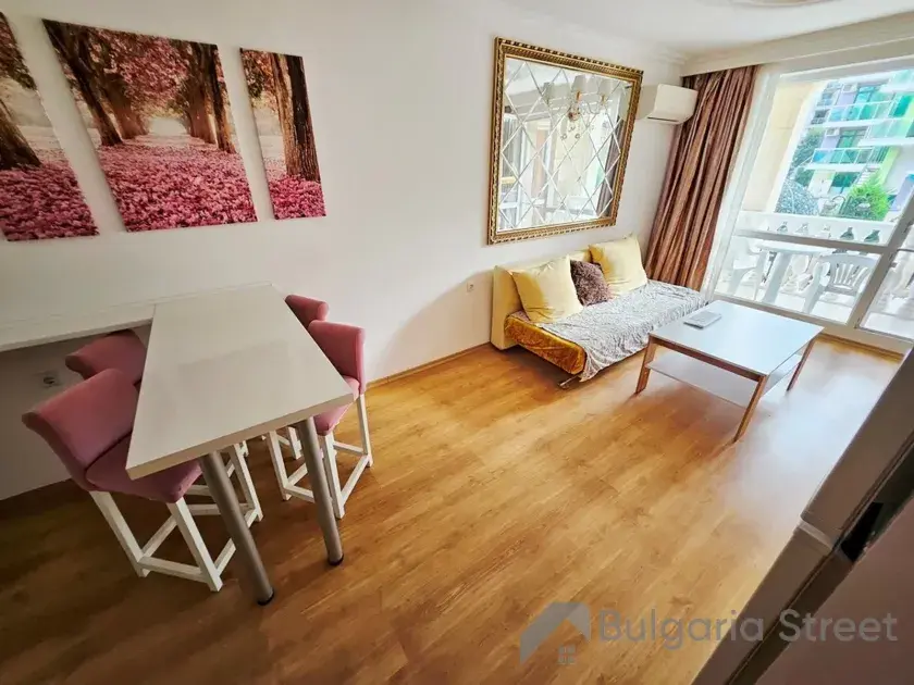 Sweet Homes 5 | Dwupokojowe mieszkanie: Salon, kuchnia