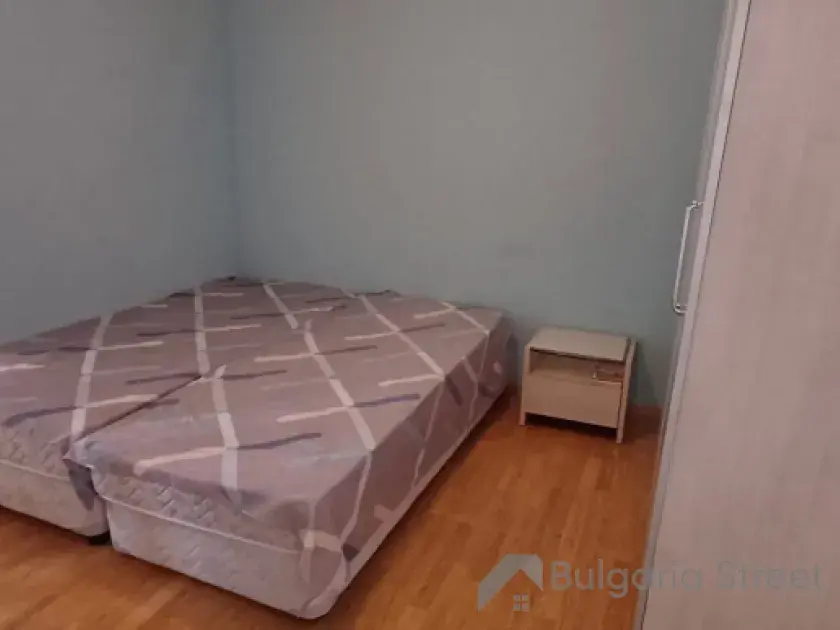 Łóżko małżeńskie