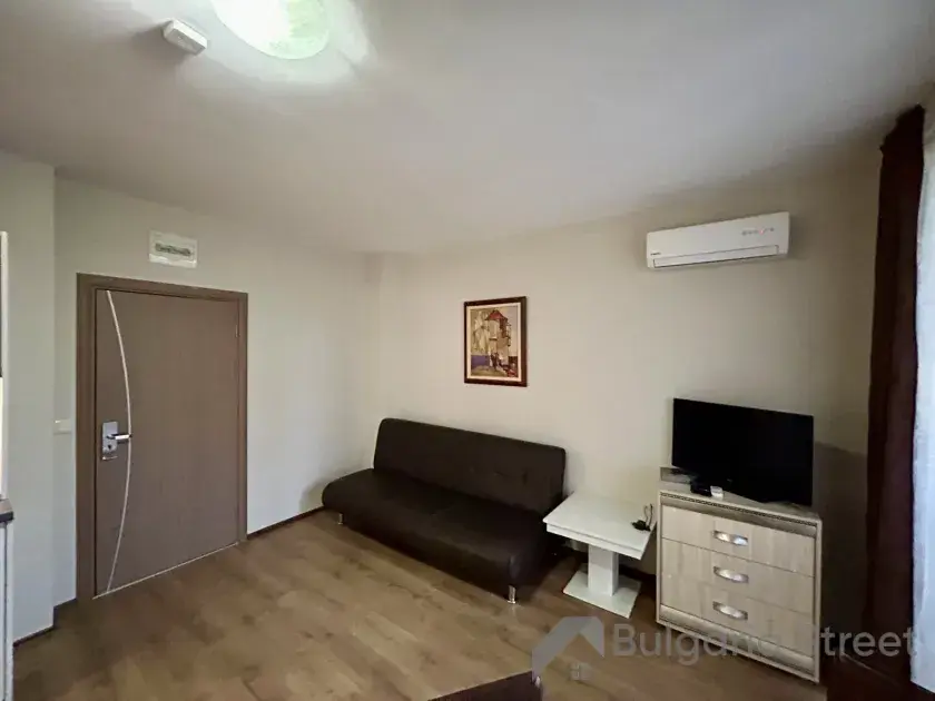 Sofa i telewizor