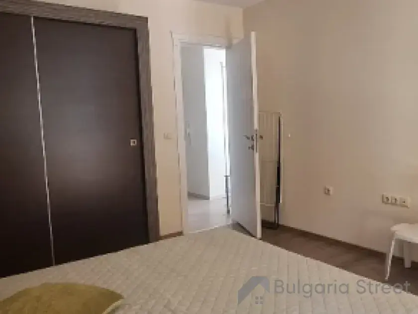 Łóżko w drugiej sypialni