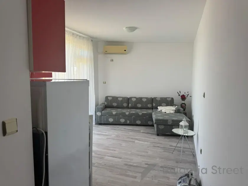 meble i sprzęt / wnętrze