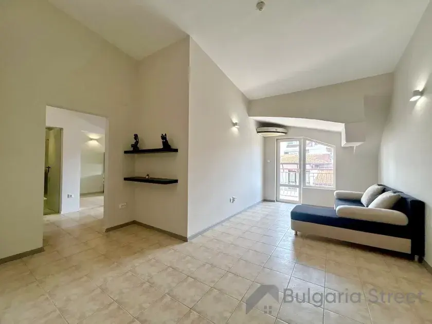 Trzypokojowe mieszkanie w kompleksie Belle Air