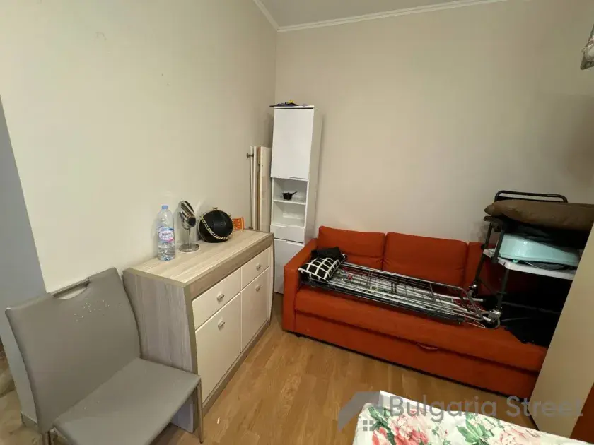 Venera Palace | Studio z podziałem na strefy: kuchnia, salon i sypialnia