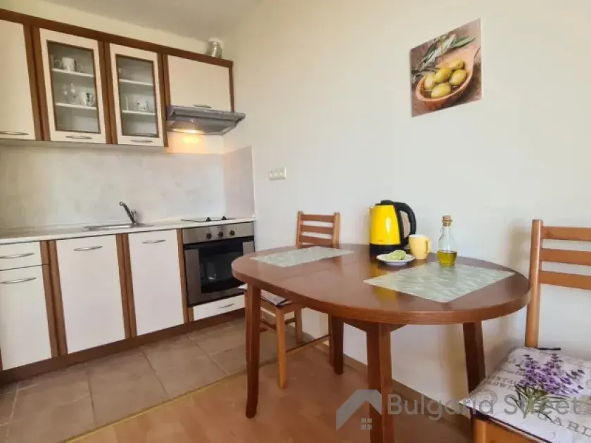 Crown Fort Club Apartament studio nad morzem w Bułgarii: Wnętrze i umeblowanie