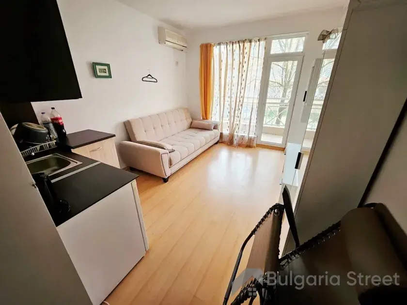 Sunny Day 6 | Studio nad morzem w dużym zamkniętym kompleksie w Słonecznym Brzegu