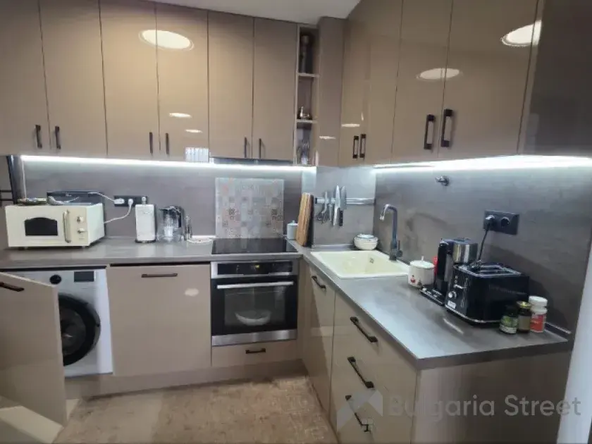 Salon, kuchnia /Wnętrze i umeblowanie
