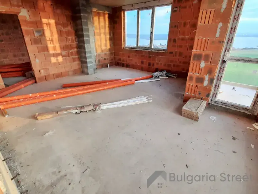 Panorama Burgas | Nowy budynek mieszkalny — Trzypokojowe mieszkanie z garażem w Burgas