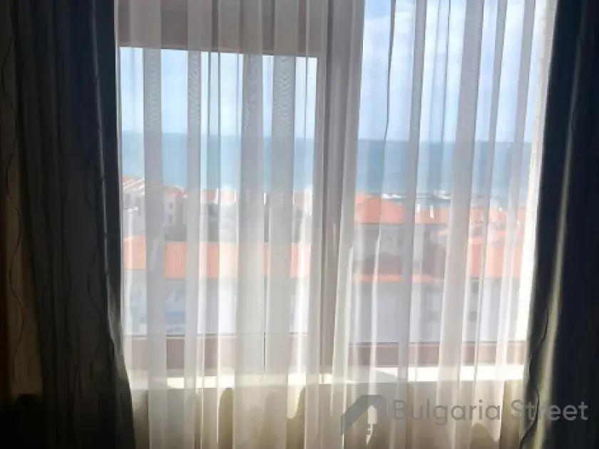 Sypialnia 1 z widokiem na morze