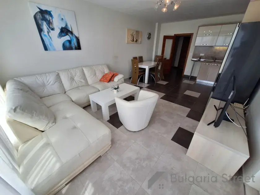 Villa Aristo | Luksusowy apartamentowiec nad morzem w Świętym Własie