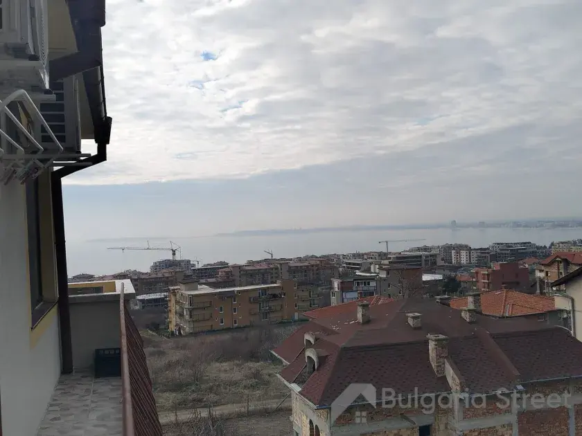 taras z widokiem na morze