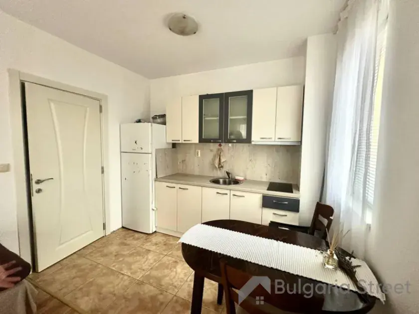 Melia 10 | Dwupokojowy apartament w zadbanym kompleksie z basenem w Rawdzie