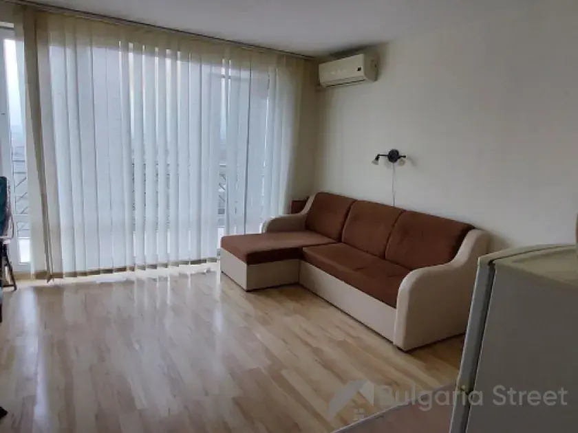 Holiday Fort Noks | Studio nad morzem w zielonej części kurortu Słoneczny Brzeg