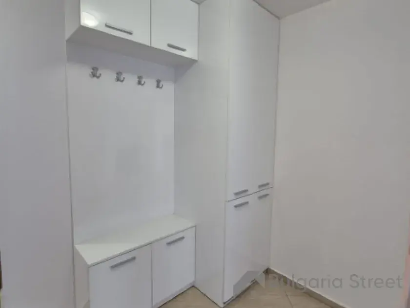 meble w przedpokoju