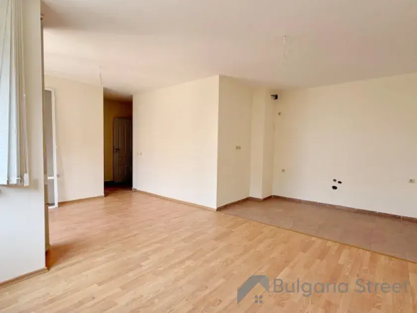 Mieszkanie dwupokojowe nad morzem w zielonej części Słonecznego Brzegu