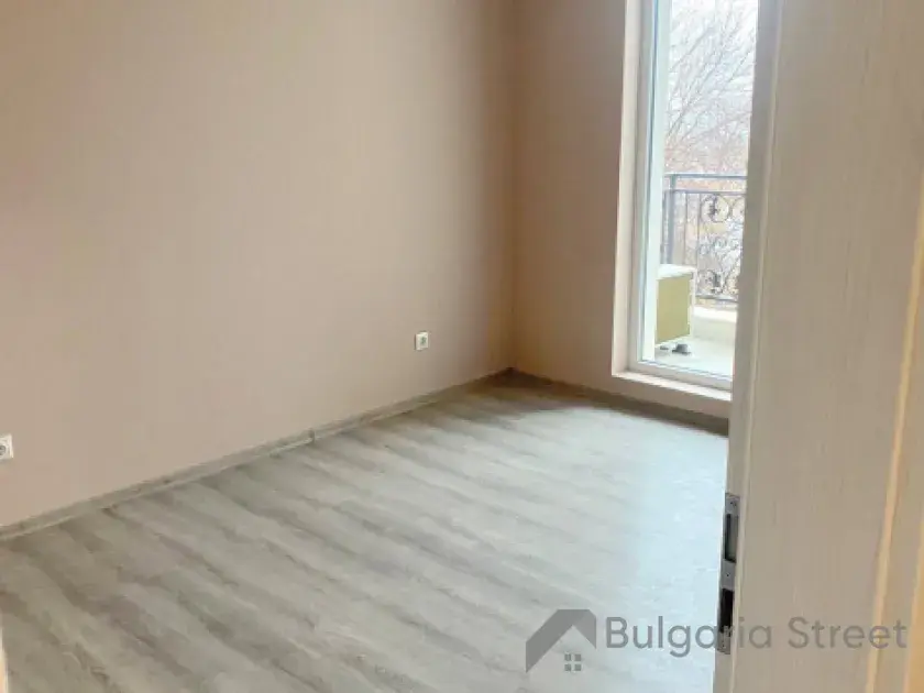Pokój bez mebli