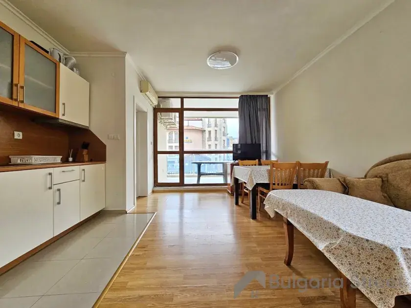 Sun City 1 | Dwupokojowy apartament nad morzem Słoneczny Brzeg