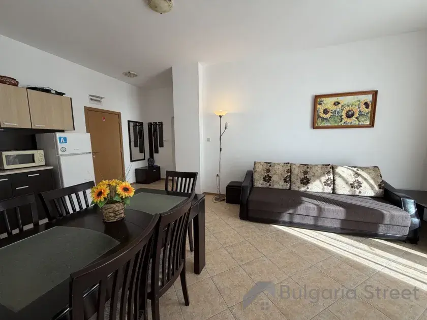 Grand Kamelia | Trzypokojowy apartament w kompleksie blisko morza