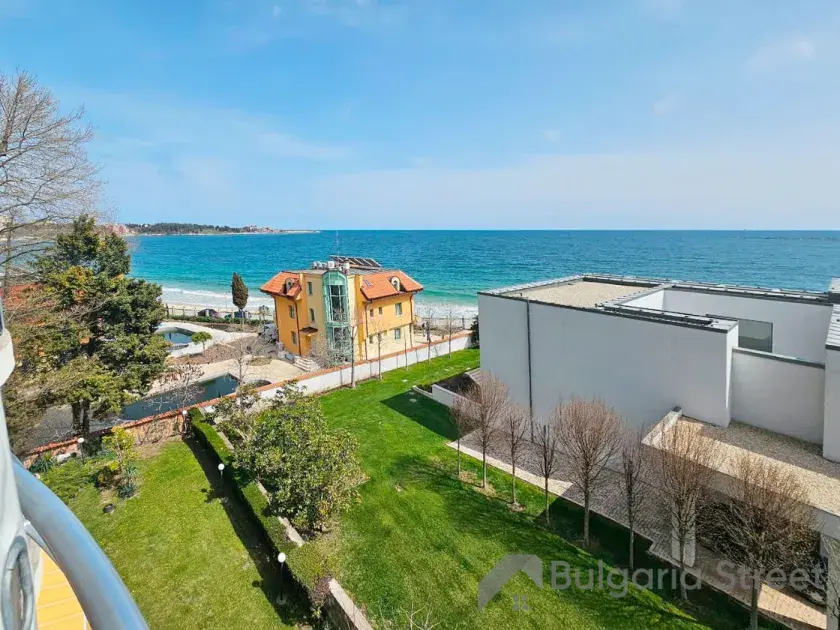 Widok na morze i plażę