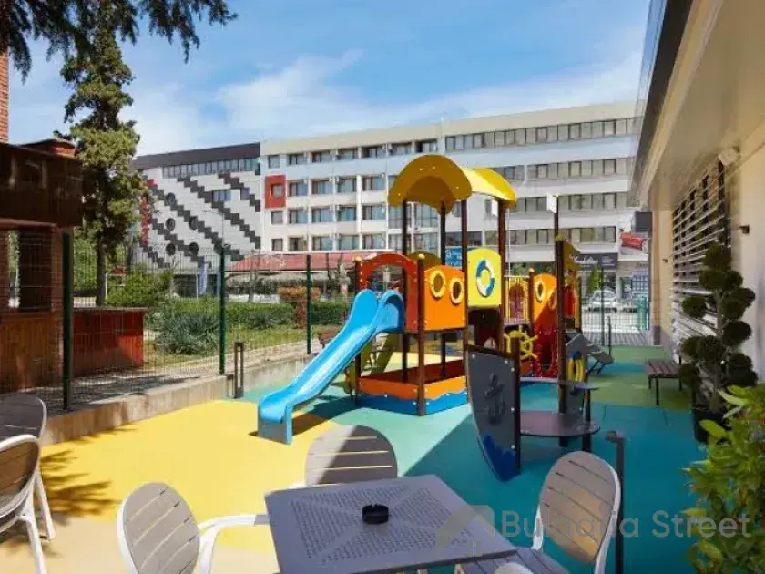 infrastruktura kompleksu plac zabaw