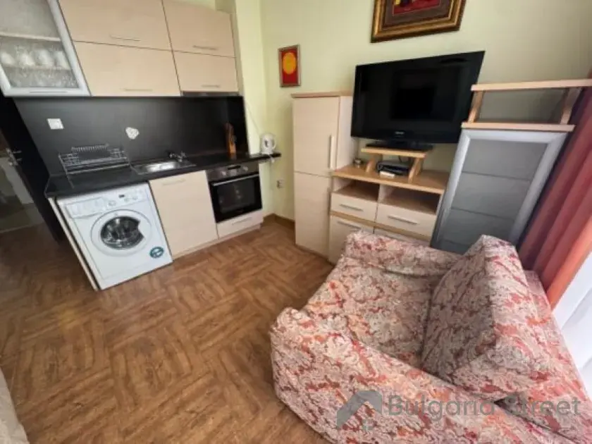 widok na pokój i aneks kuchenny