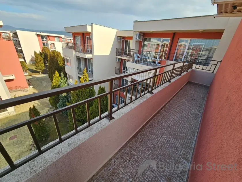 balkon kompleks, teren, basen