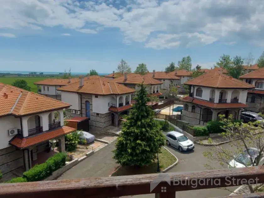 widok z tarasu na morze