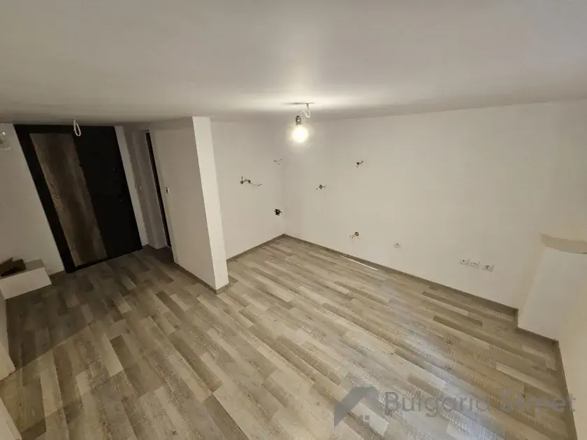 Nowe mieszkanie bez mebli