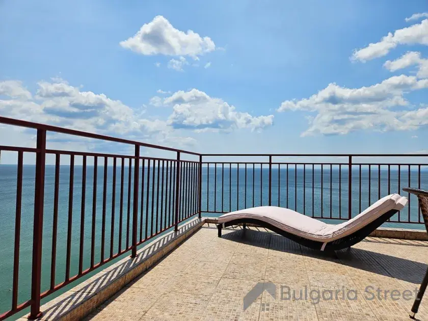apartament trzypokojowy z panoramicznym widokiem