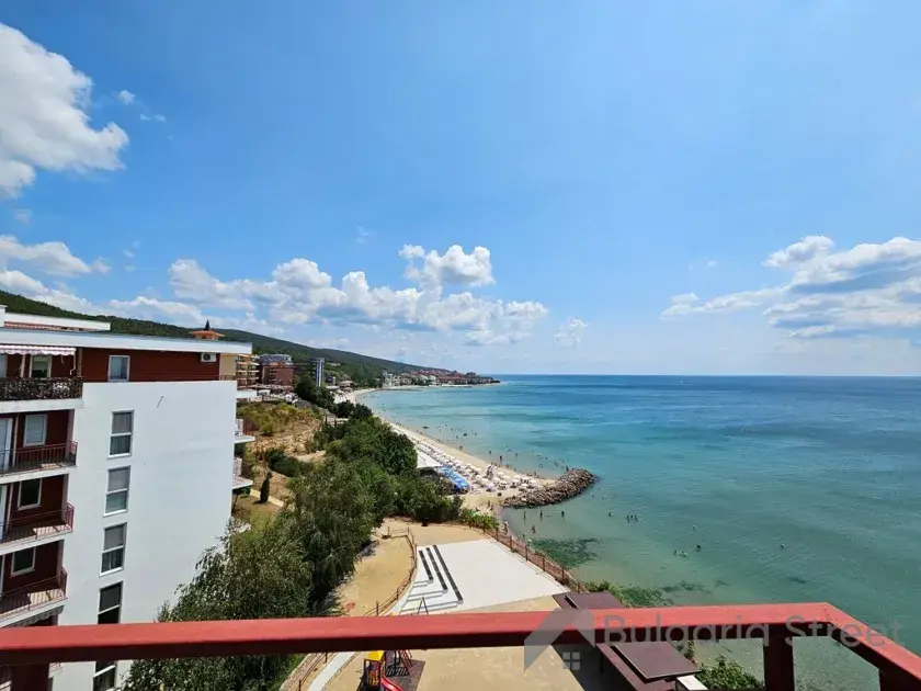 taras z widokiem na morze