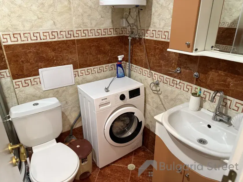 łazienka wc razem z kabiną natryskową