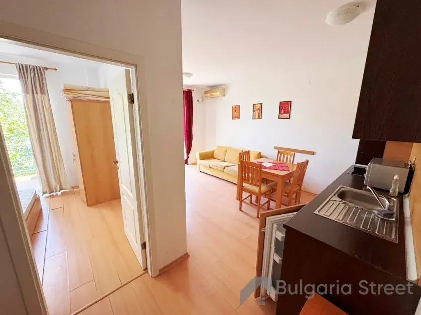 widok z korytarza na salon