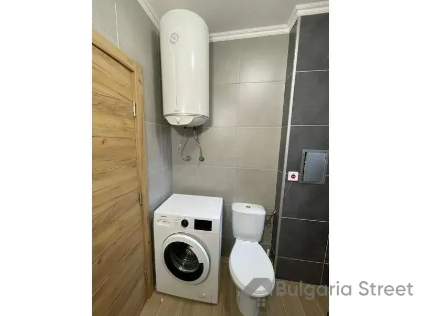 łazienka wc razem z prysznicem