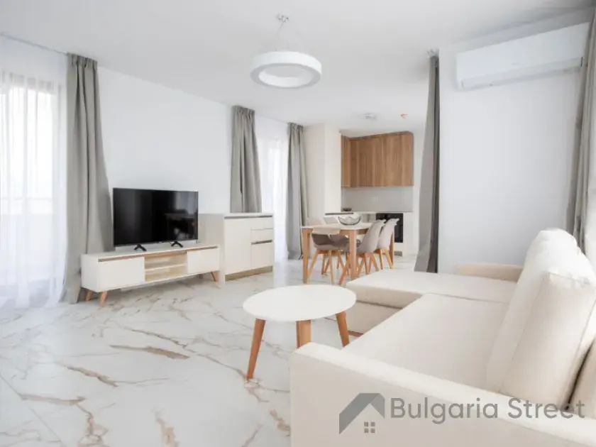 widok na salon i kuchnie