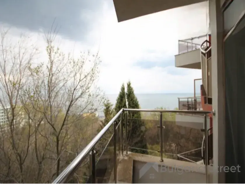 Balkon z widokiem na morze