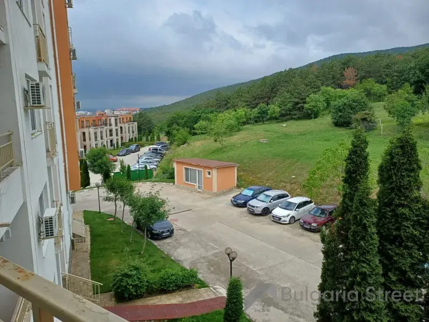 widok z tarasu na góry