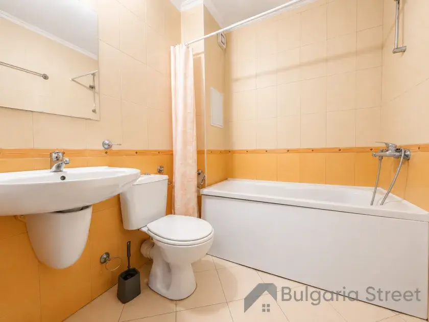 łazienka wc razem wanna