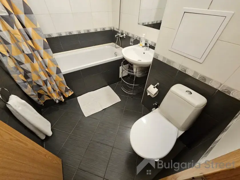 łazienka wc razem wanna