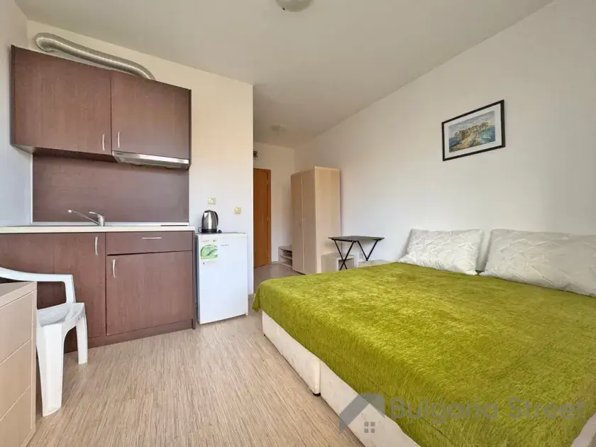 Studio z widokiem na basen