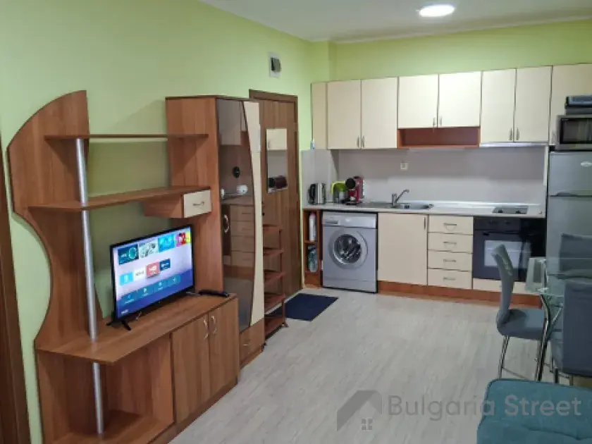 widok na salon i kuchnie