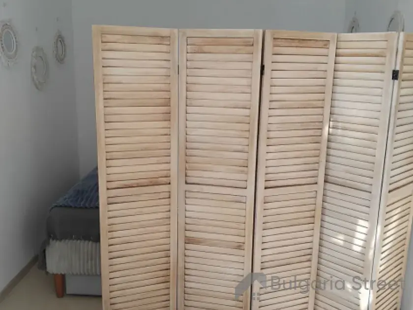 widok na salon część sypialniana