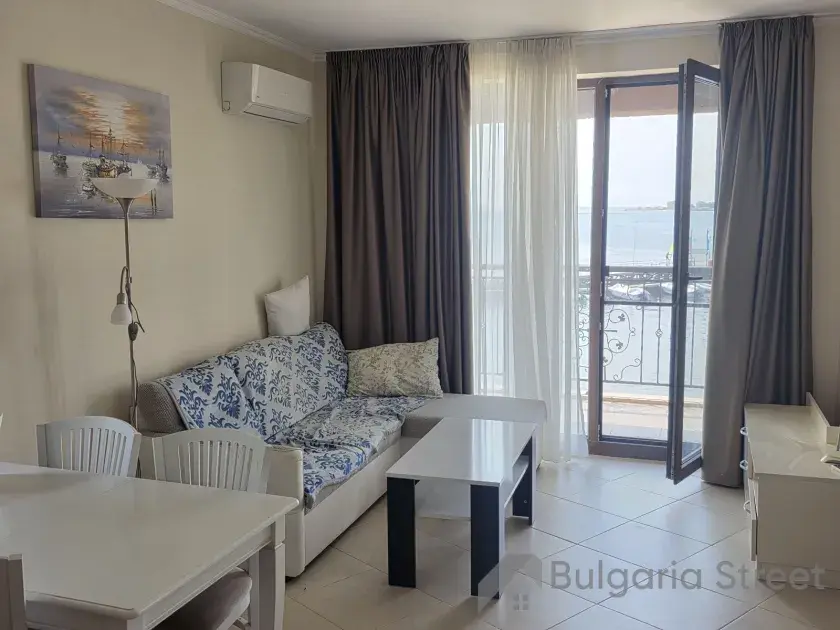sofa w salonie