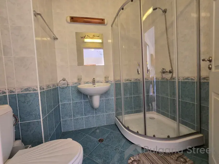 łazienka wc razem kabina natryskowa