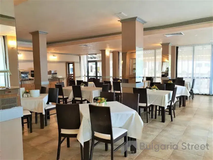 Restauracja na terenie kompleksu