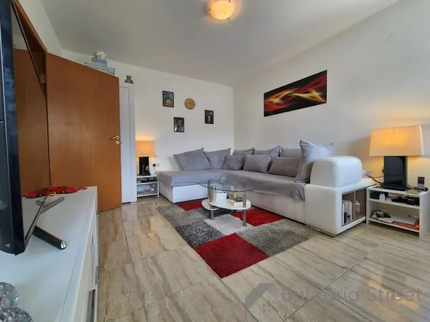 Sofa w pokoju