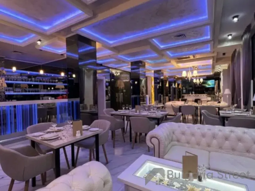 Wnętrze restauracji w kompleksie Harmony Palace