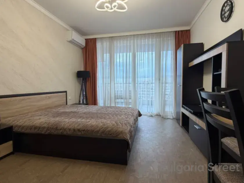 Studio z widokiem na miasto